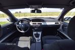 BMW 320 d Touring - 14