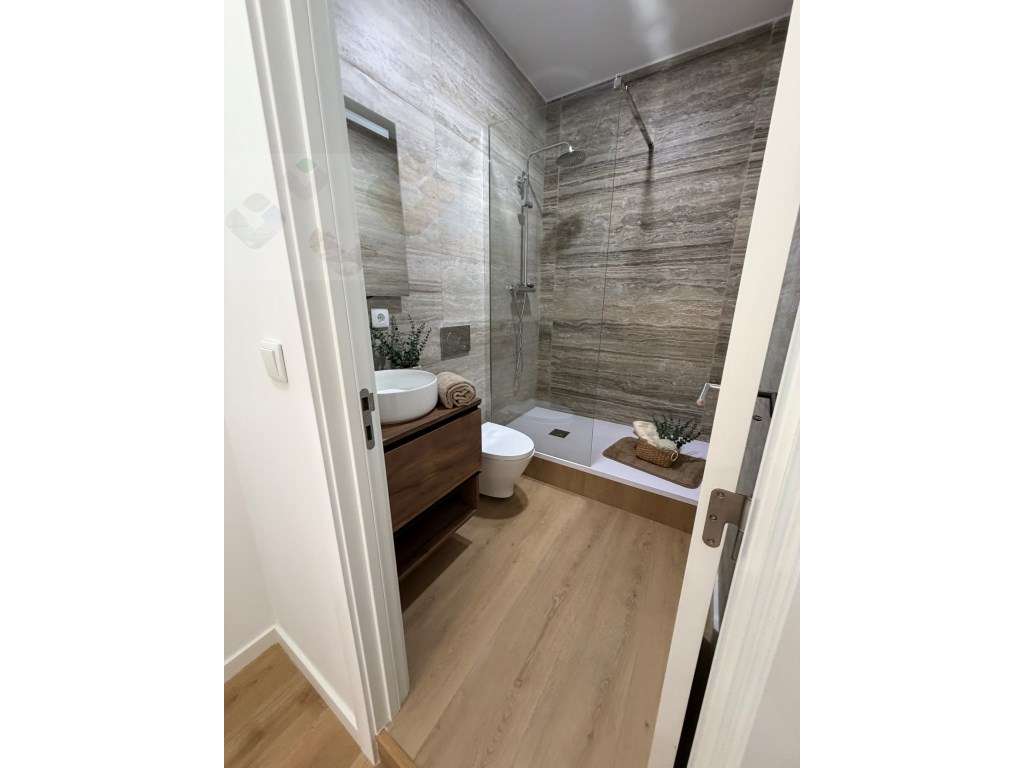 Apartamento T3 Venda Lisboa-47