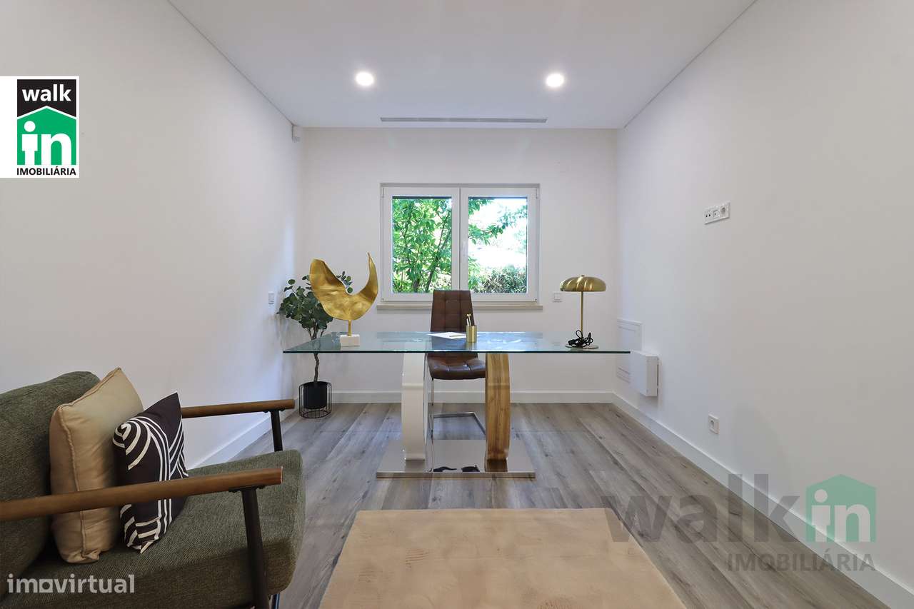 Moradia Térrea de Luxo V4 com Piscina na Herdade da Aroeira-37