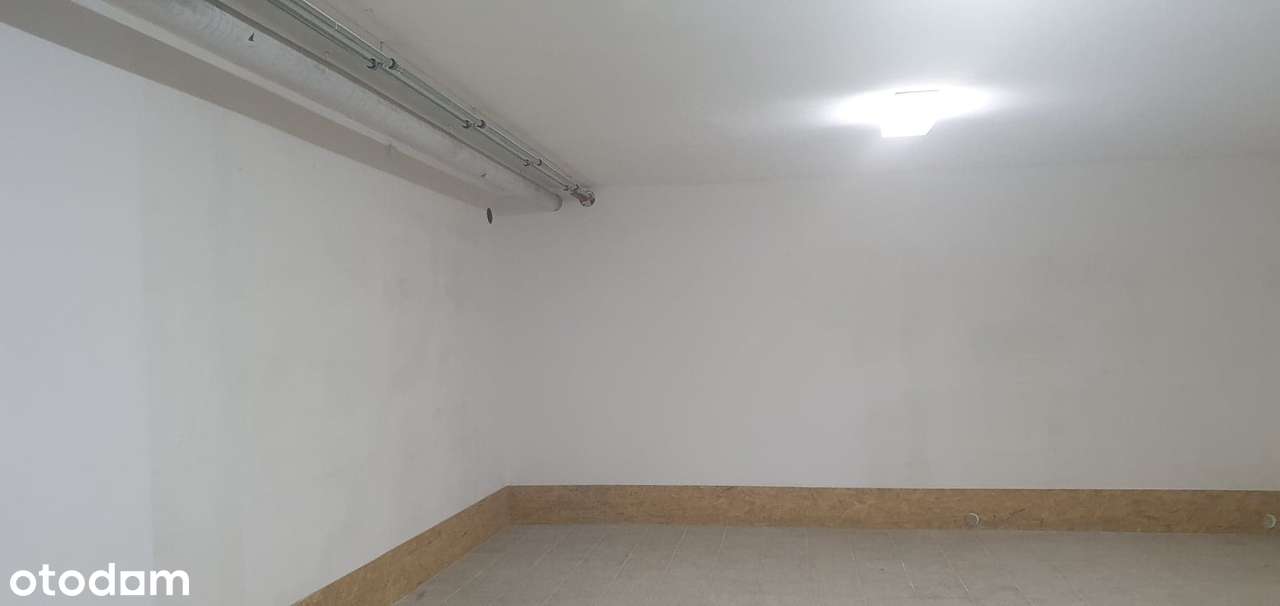 Centrum magazynowe blisko Skoczowa na sprzedaż.-9