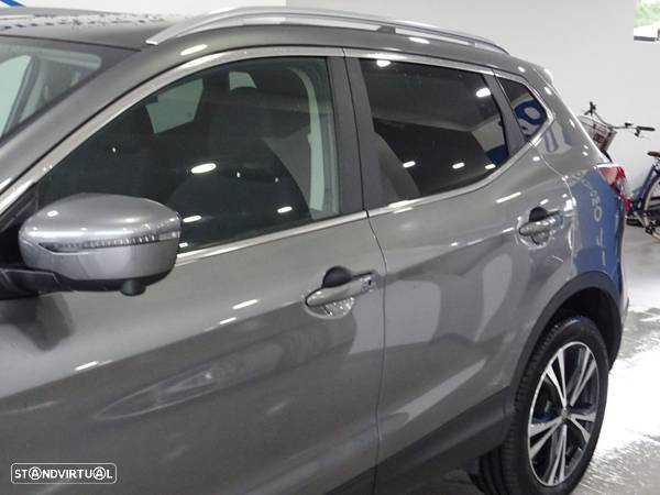 Nissan Qashqai 1.5 dCi N-Connecta J18 - 7