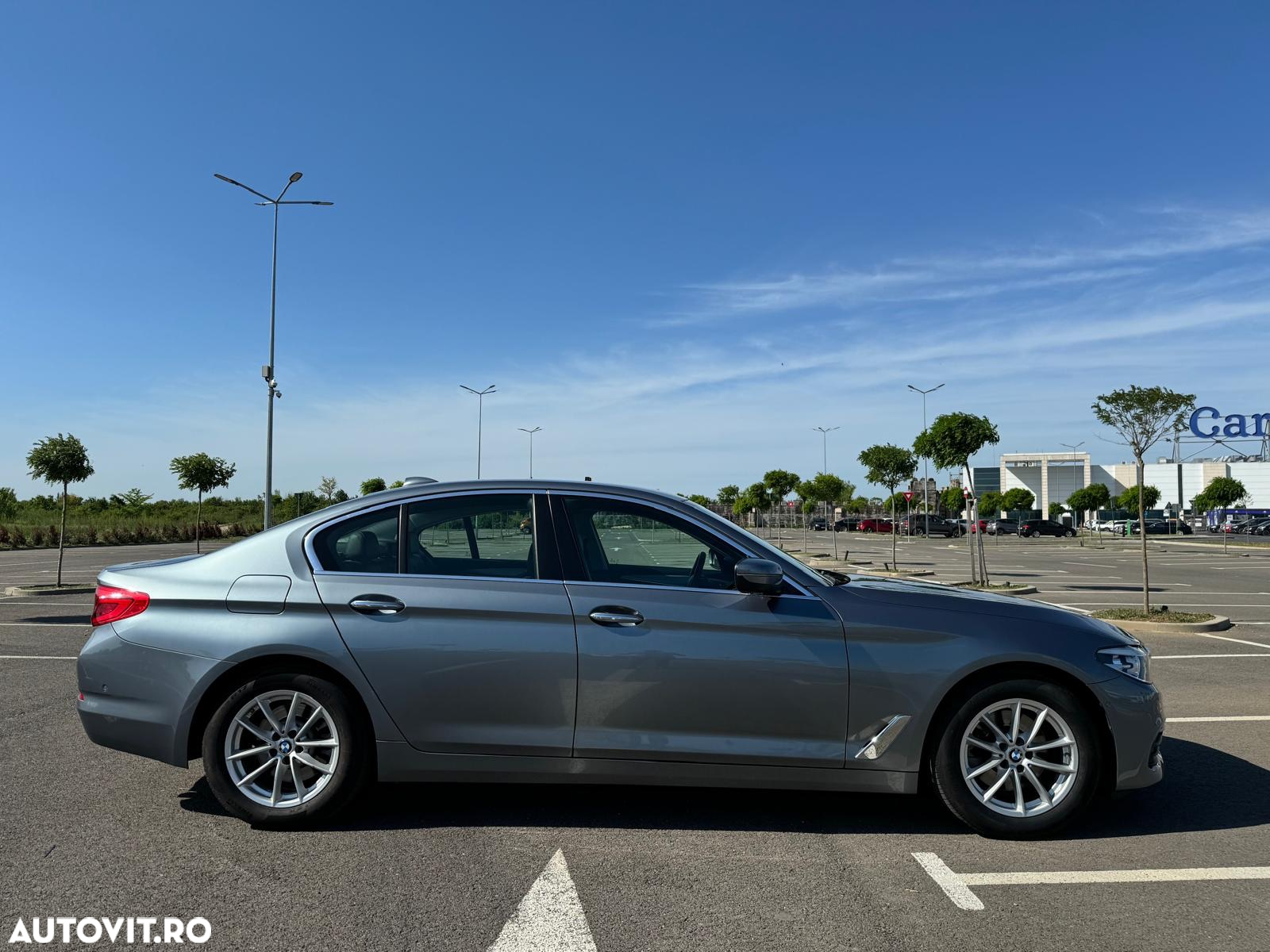 BMW Seria 5 520d Efficient Dynamics Edition Aut. - 4