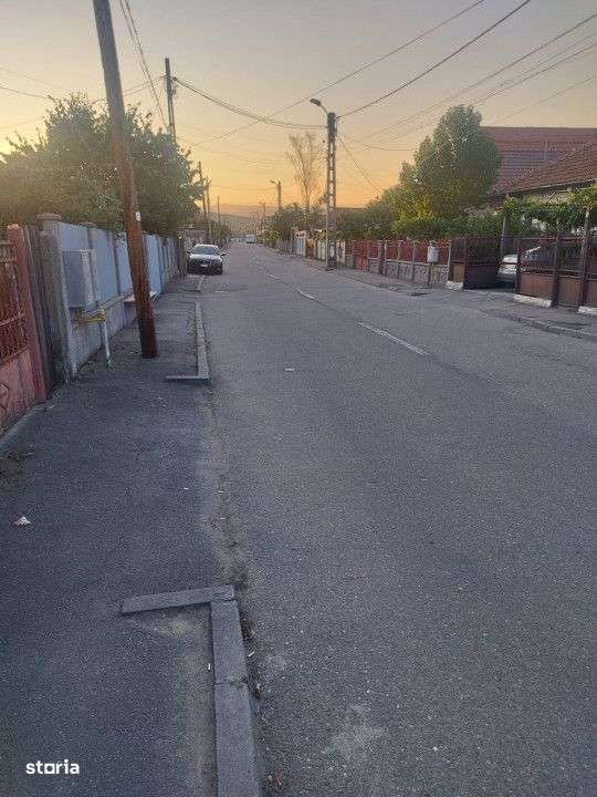 Teren intravilan situat pe strada Varful Mandra, Targu Jiu - Imagine principală: 2/6