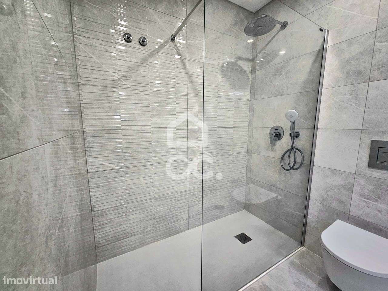 Moradia T3 Nova- Térrea-23