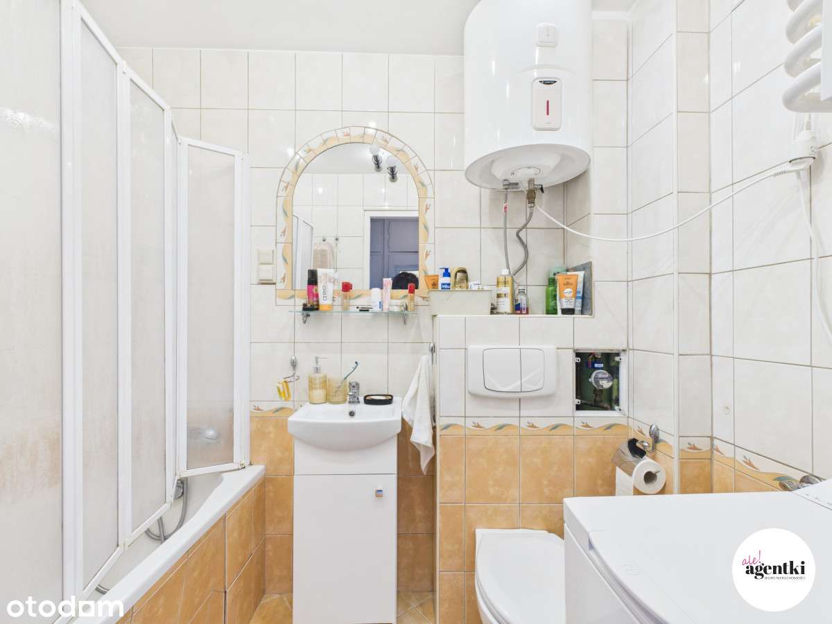 Kawalerka z balkonem, świetna lokalizacja-7