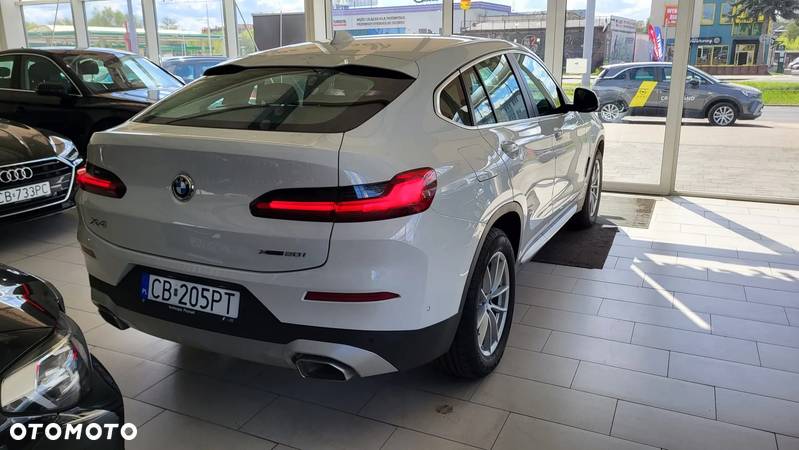 BMW X4 xDrive20i mHEV sport - 15