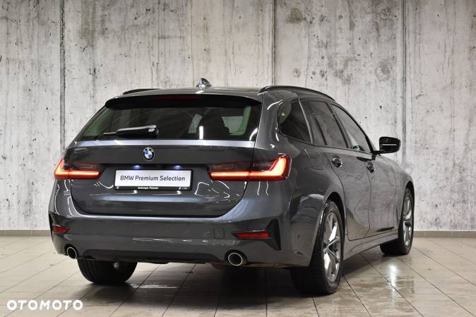 BMW Seria 3 318d MHEV Sport Line - 3