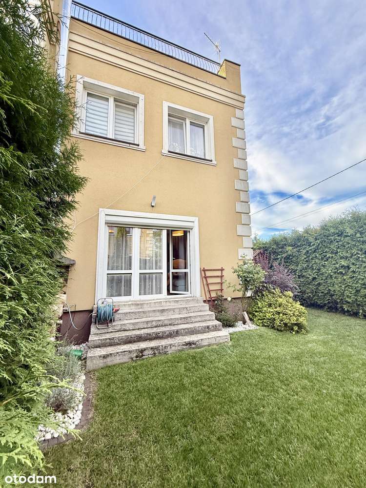 Segment skrajny 92m2 z dużym ogrodem i tarasem na dachu !-15