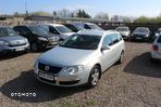 Volkswagen Passat Variant 1.6 TDI DPF BlueMotion Technology Sportline - 1