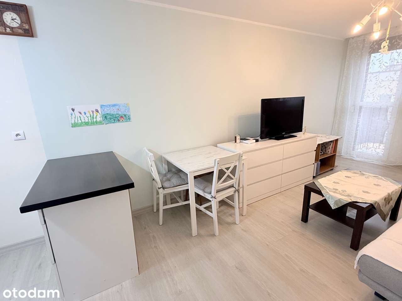 Leszno Sikorskiego - 37m2, balkon, umeblowane-2