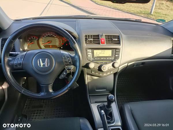 Honda Accord 2.2i-CTDi Sport - 8