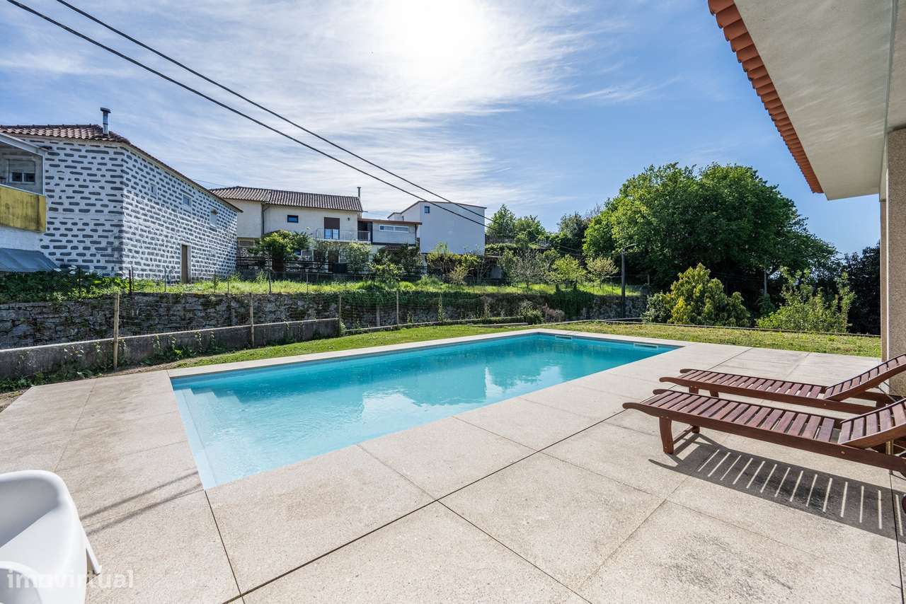 Moradia em Trandeiras, Braga-30