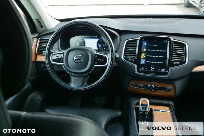 Volvo XC 90 - 21