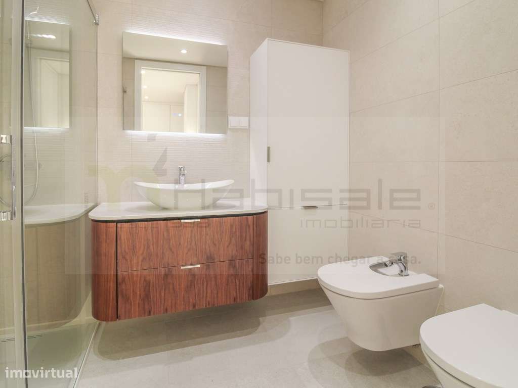 T3 com terraço perto da praia e universidade-21