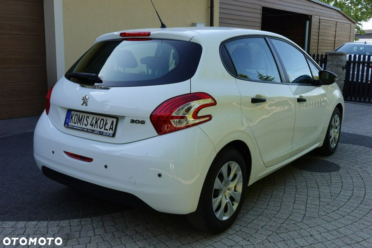 Peugeot 208 - 3