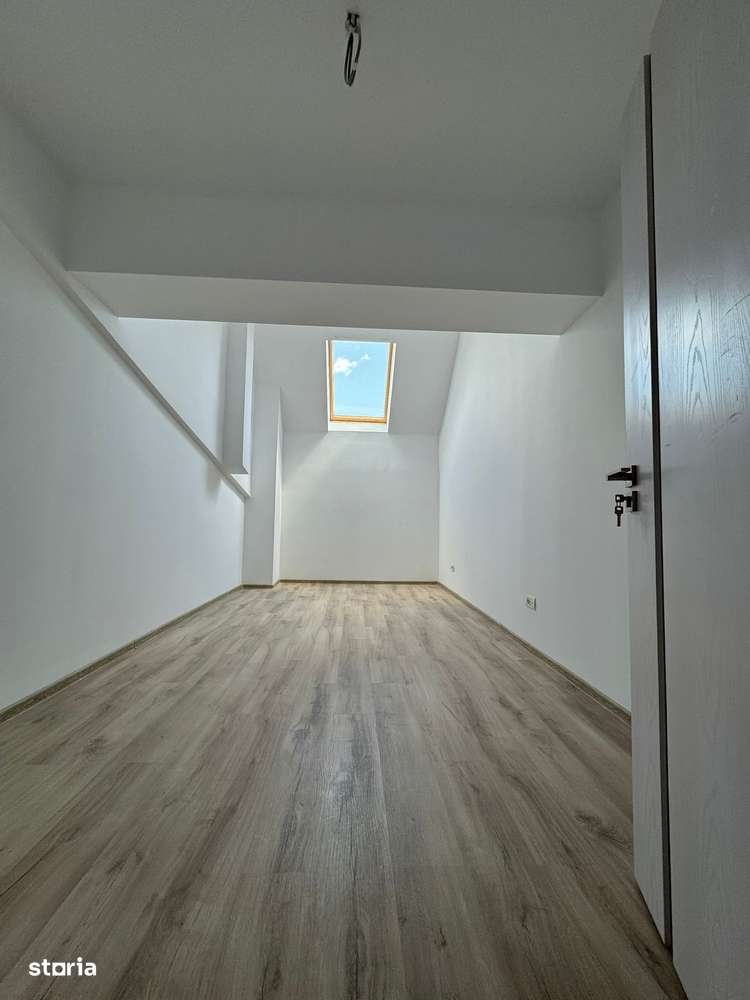 SENZATIONAL! Apartament 4 Camere Decomandate si Terasa  - Berceni-4