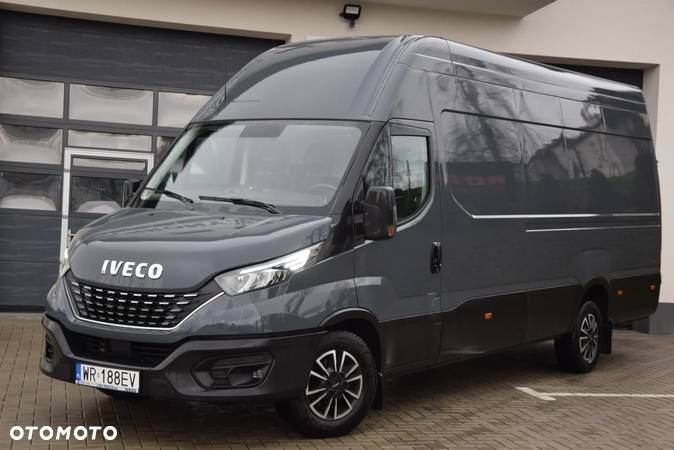 Iveco DAILY 35S18 Hi Matic  180Km 18M3 - 15