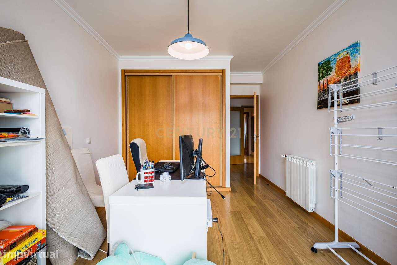 T3 com excelente exposição solar em Telheiro – Leiria-13