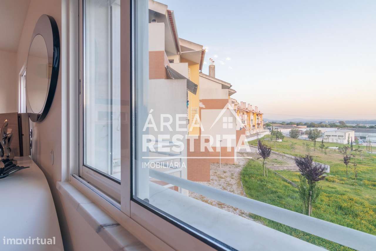 Apartamento T3 num Rc com vista Rio, em Alto do Seixalinho, Barreiro-37