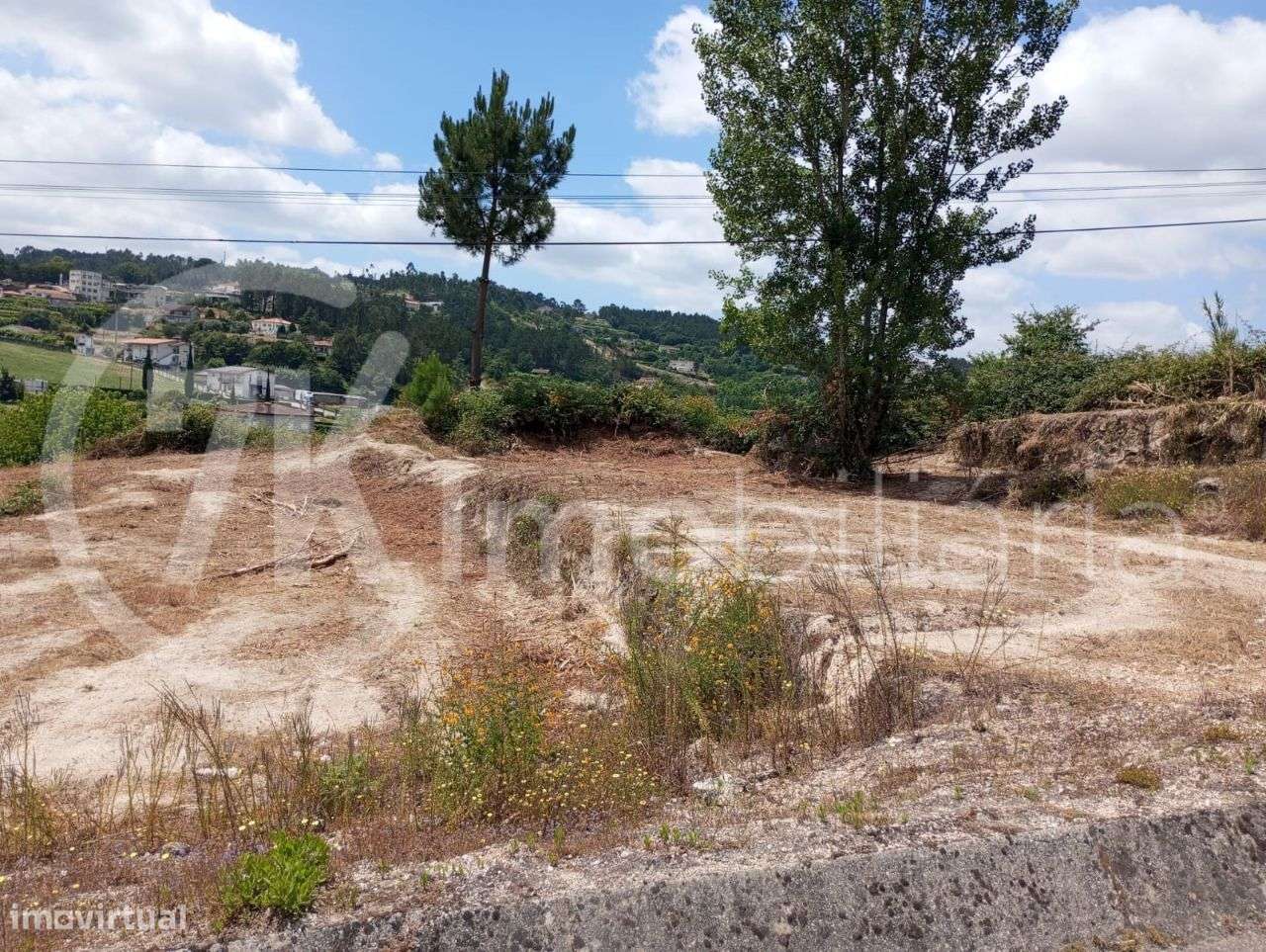 Land for sale in Marco de Canaveses, Portugal — €160,000