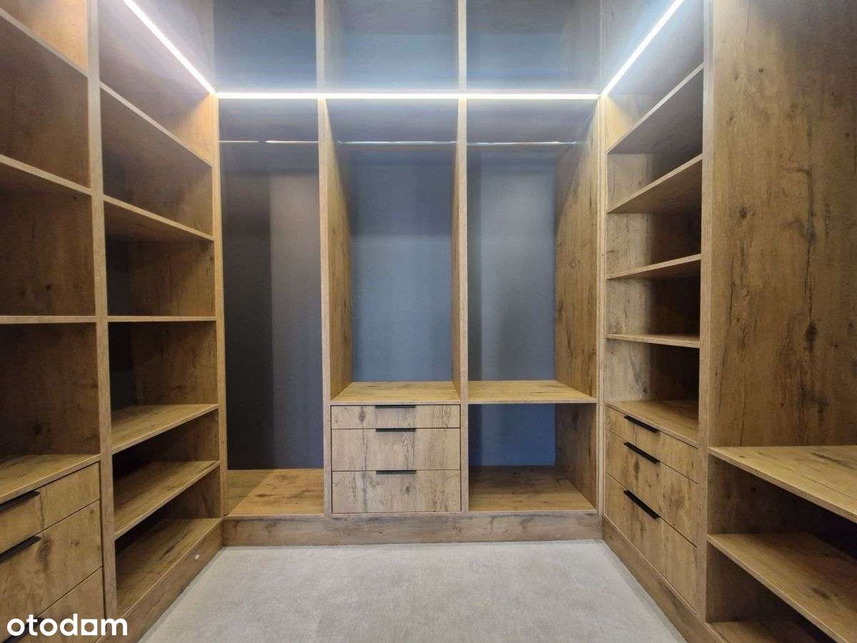 Przestronny Apartament w sercu Gdyni na 3 piętrze-7