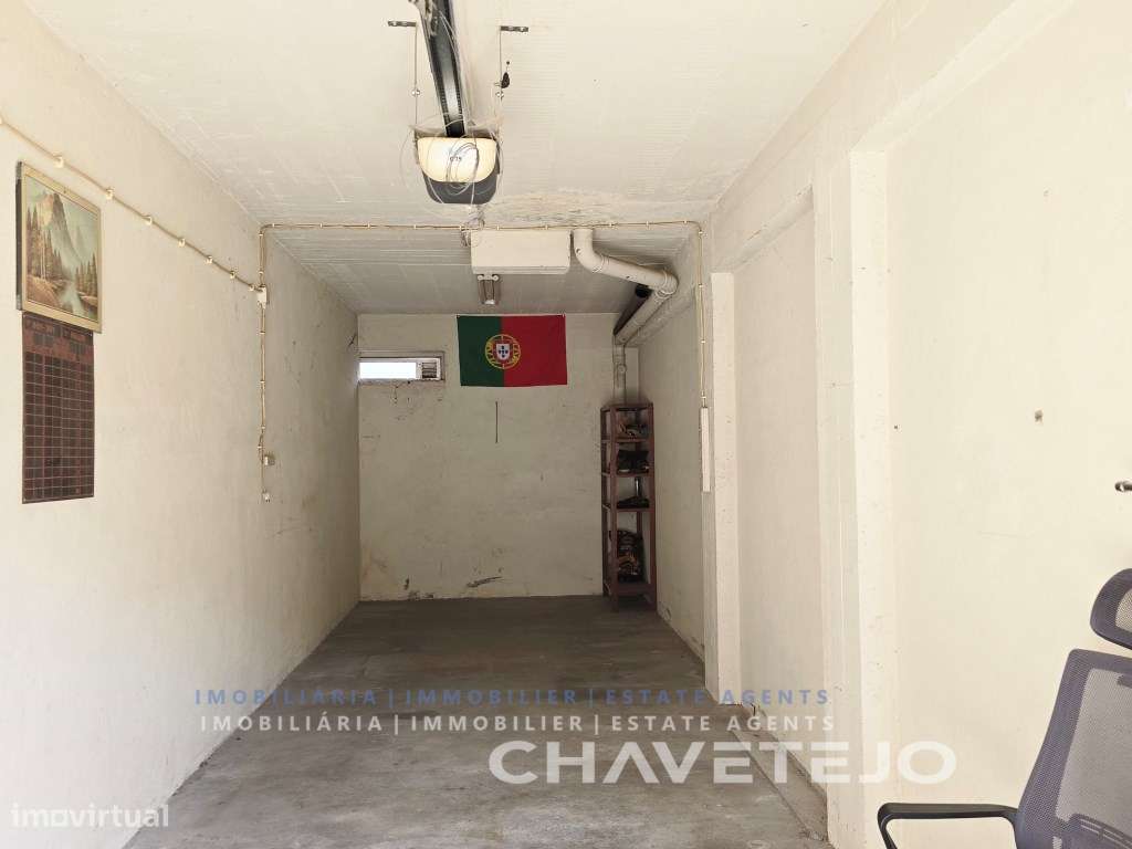 Apartamento T2 com garagem dupla e vista para o Castelo de Tomar-26