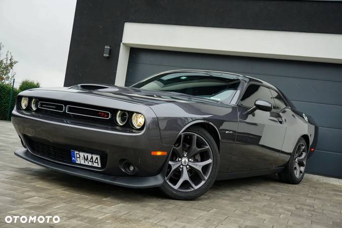 Dodge Challenger 5.7 R/T - 2