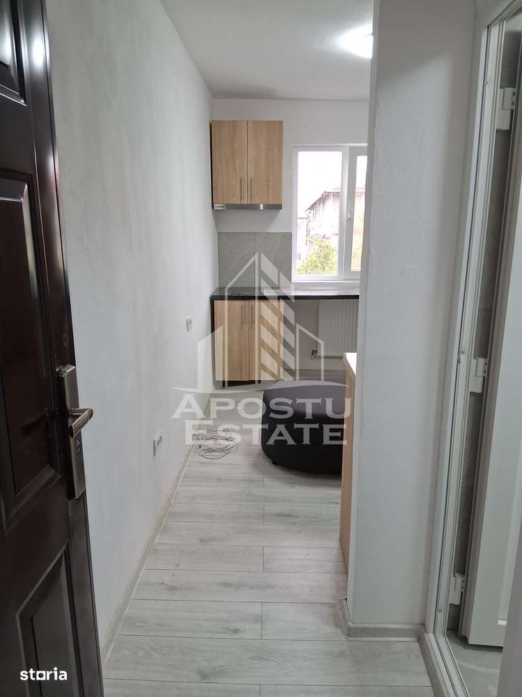 Garsoniera moderna ,zona Complex Studentesc - Imagine principală: 5/10