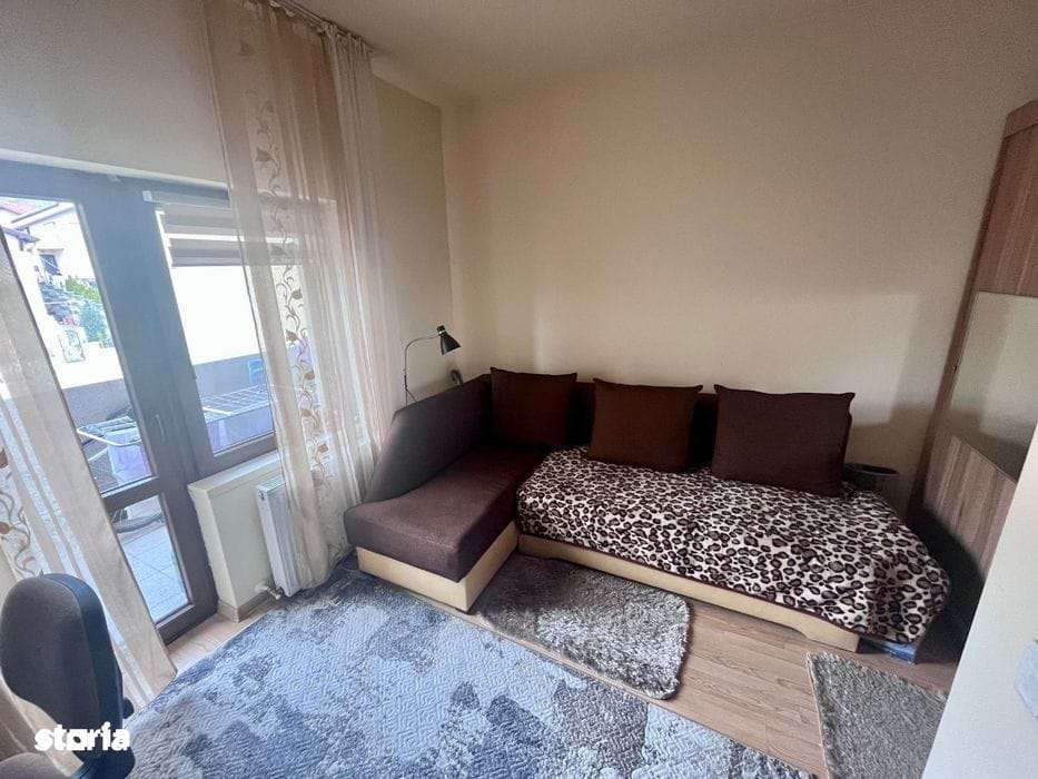 Garsonieră de închiriat, 30mp, balcon și mobilată — fotografia 1