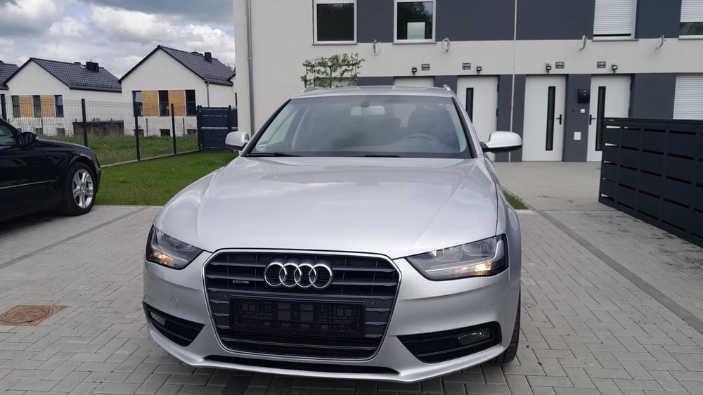 Audi A4 B8 2.0 TDI DPF quattro Ambition 2014