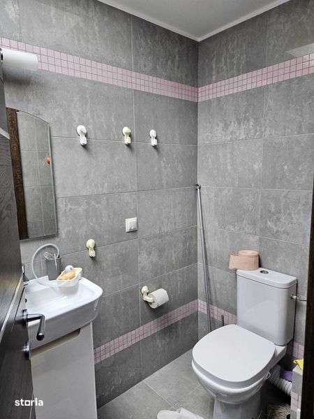 Apartament cu 3 camere - Imagine principală: 4/8