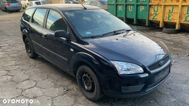 Klapa tylna Ford Focus mk2 kompletna lakier v3 - 4