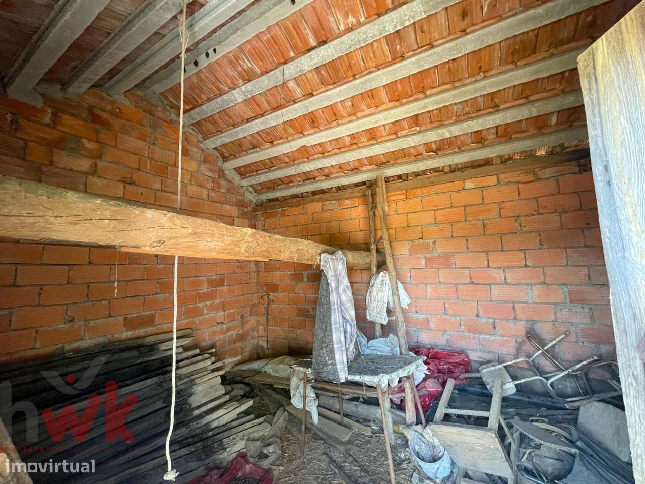 Terreno com + de 3.000m2 com barracão - Grande imagem: 5/26
