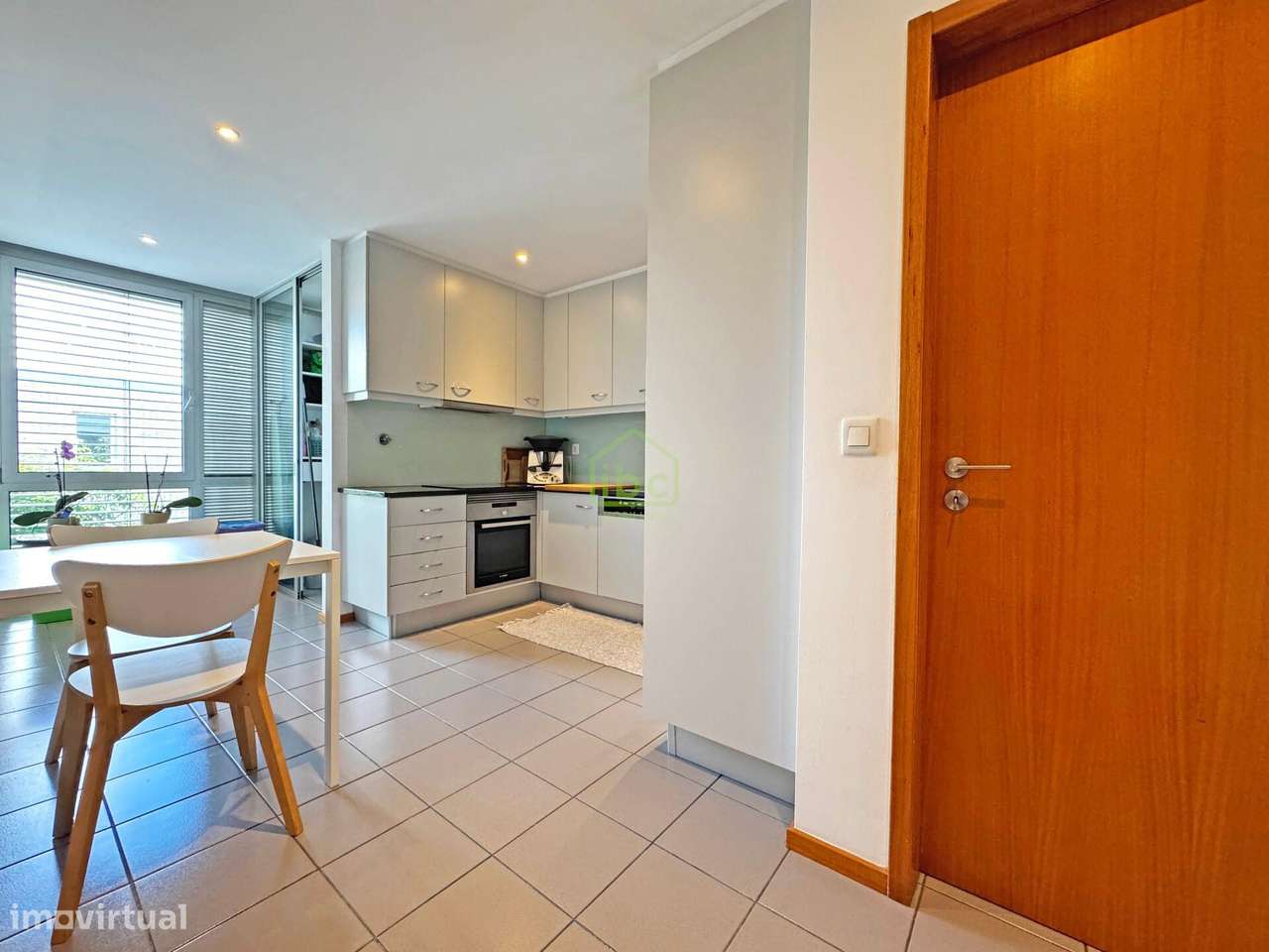 Apartamento T2 | Vilar do Pinheiro-9