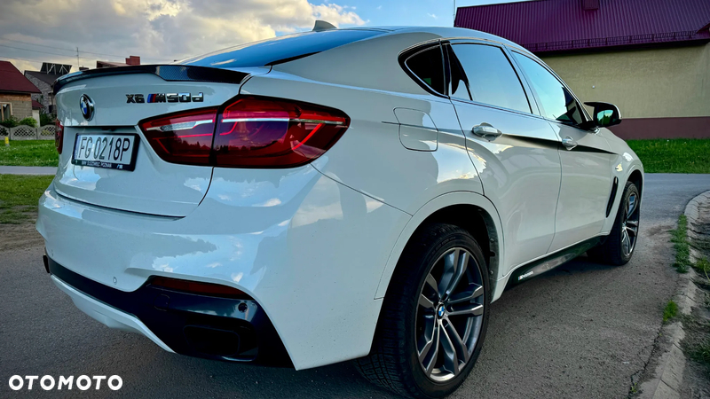 BMW X6 M50d - 14