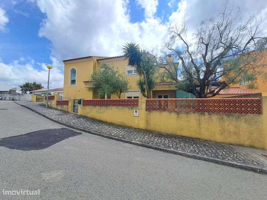 Moradia V4+1 em Roliça, em condomínio Domicillium Villas-32