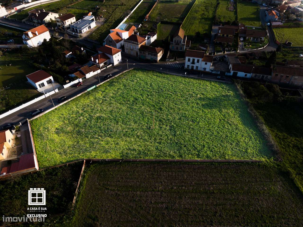 Terreno em Válega - Exclusivo-0