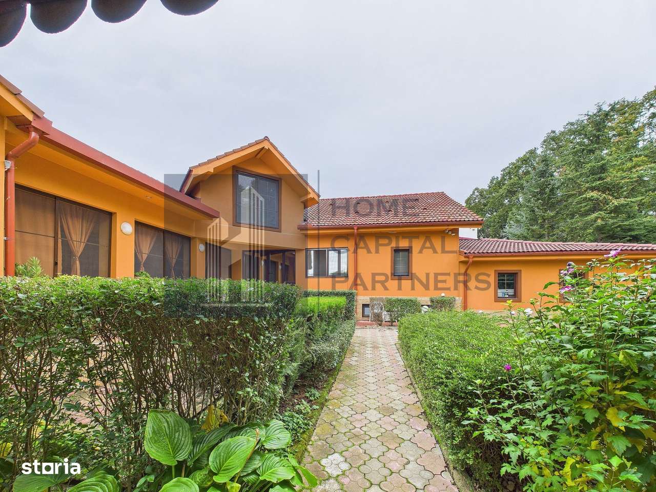 VILĂ CONTEMPORANĂ ÎN SNAGOV – 575 mp utili, teren 1.417 mp - Imagine principală: 2/20