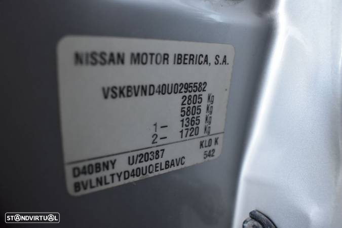 Nissan Navara 2.5 dCi KC XE Comfort +Convenience - 32