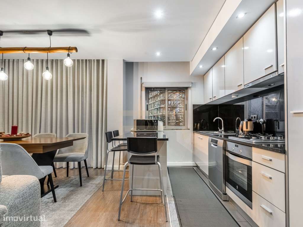 Apartamento T3 Totalmente Remodelado com Garagem - Excelente Locali...-4