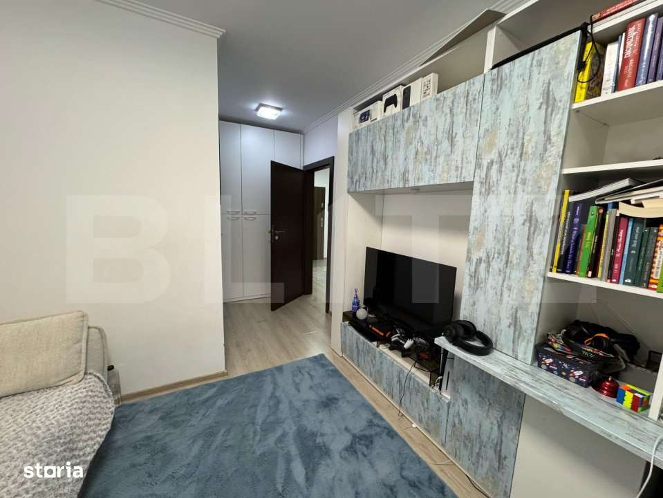 Apartament de vanzare, 2 camere, 74 mp + balcon, zona Pietroasa - Imagine principală: 4/15