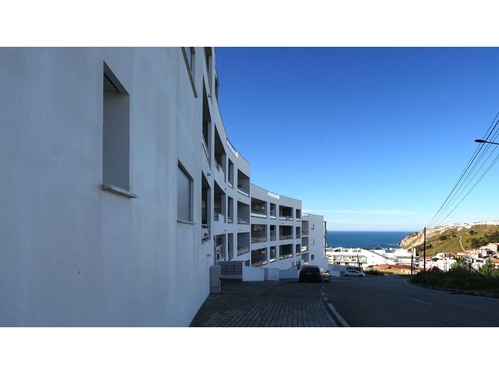 Penthouse T2 com vista panorâmica de mar e terraço privado em condo...-33