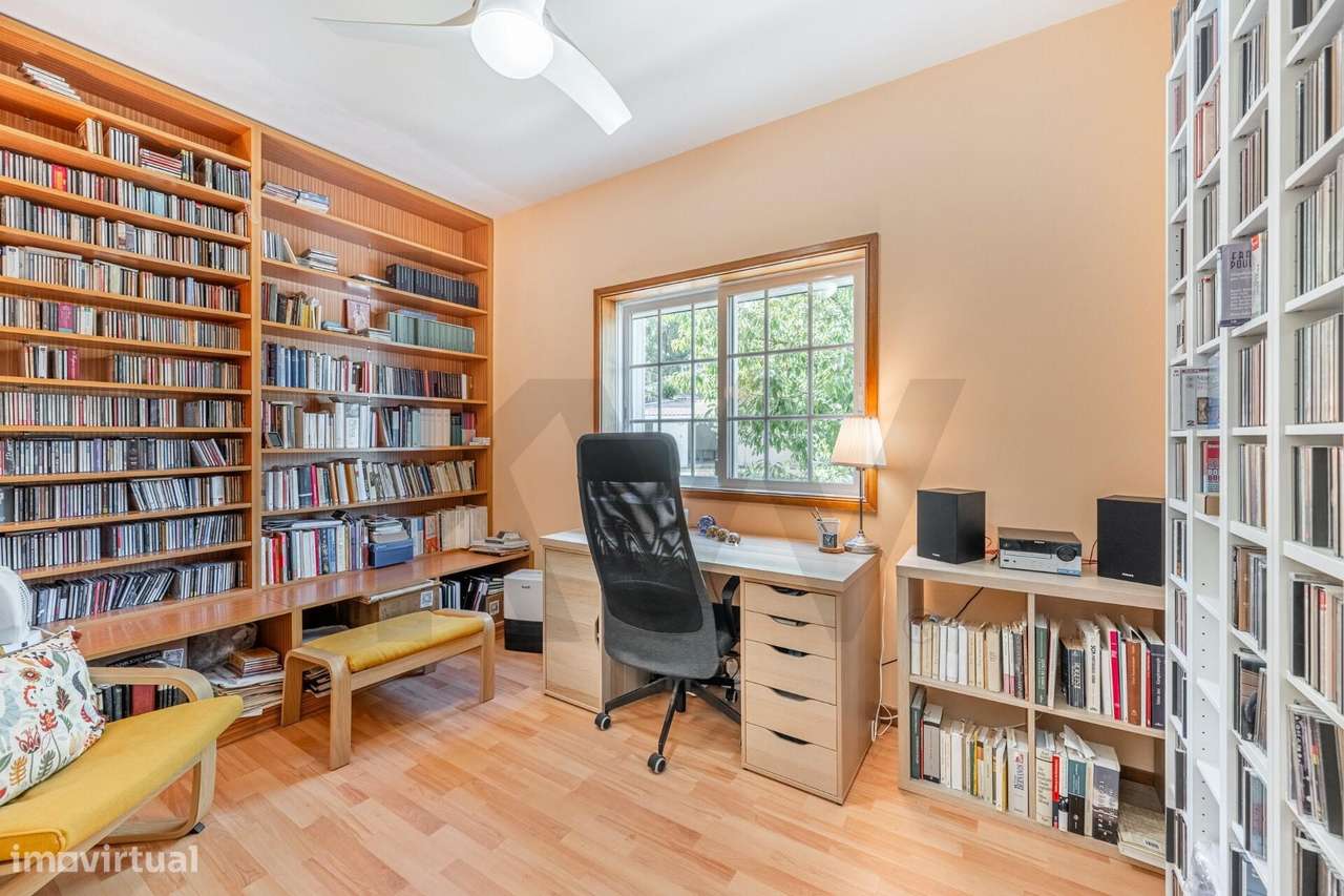 Moradia T3+1 com terreno em Burgães, Santo Tirso-14