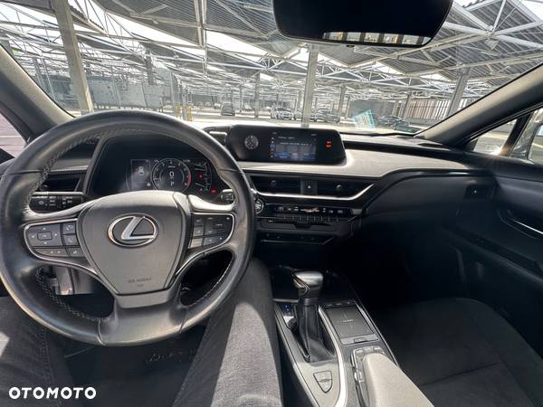 Lexus UX 200 GPF Business Edition 2WD - 6