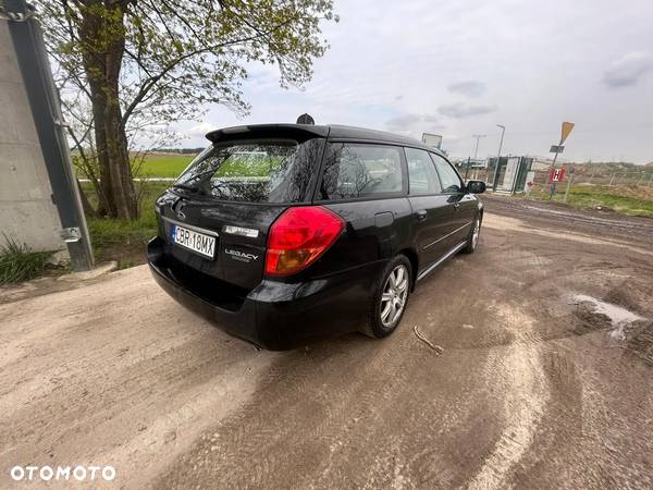 Subaru Legacy SW 2.0i MT - 4