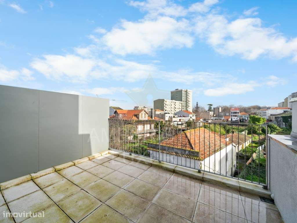 Moradia T4 com Jardim a 10 minutos da Praia-27