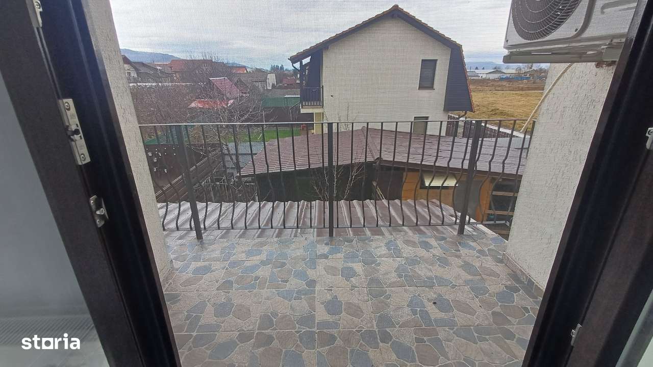 Pret special - Casa deosebita Harman, langa Mega Image-11
