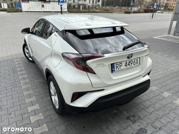 Toyota C-HR Hybrid Style Selection - 3