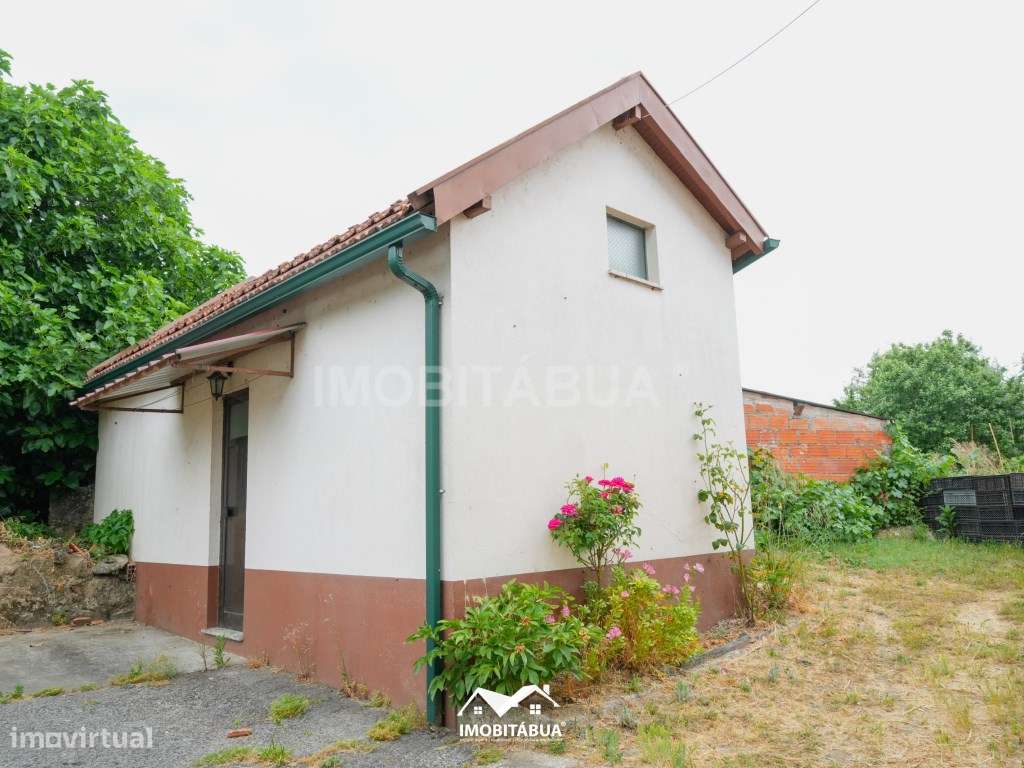 Moradia Espaçosa com Anexo, Quintal e Terraço - Cancela, perto de S...-18