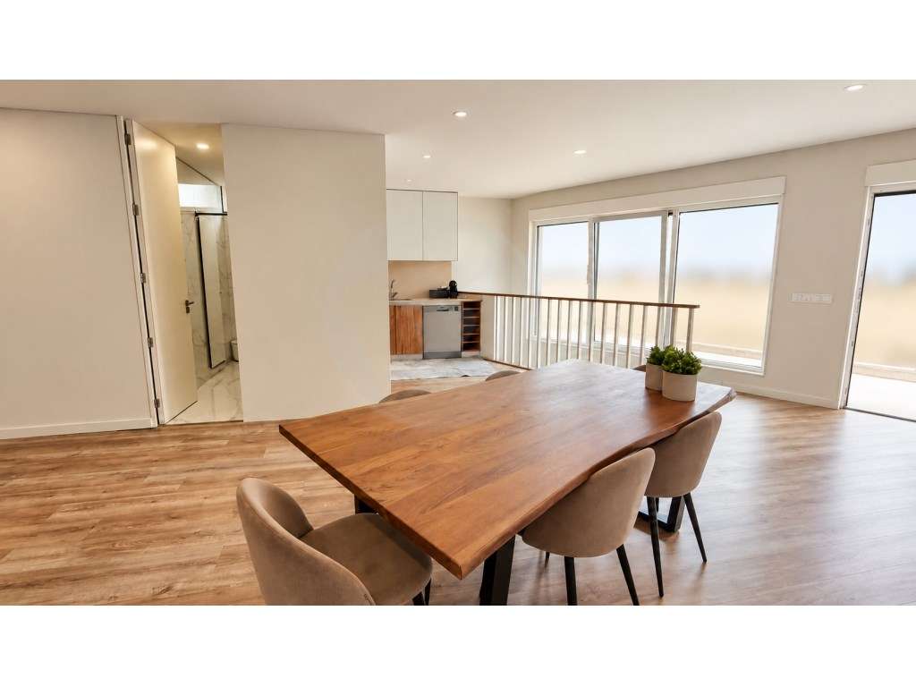 Moradia T2+1 Totalmente Remodelada em Árvore Vila do Conde-2